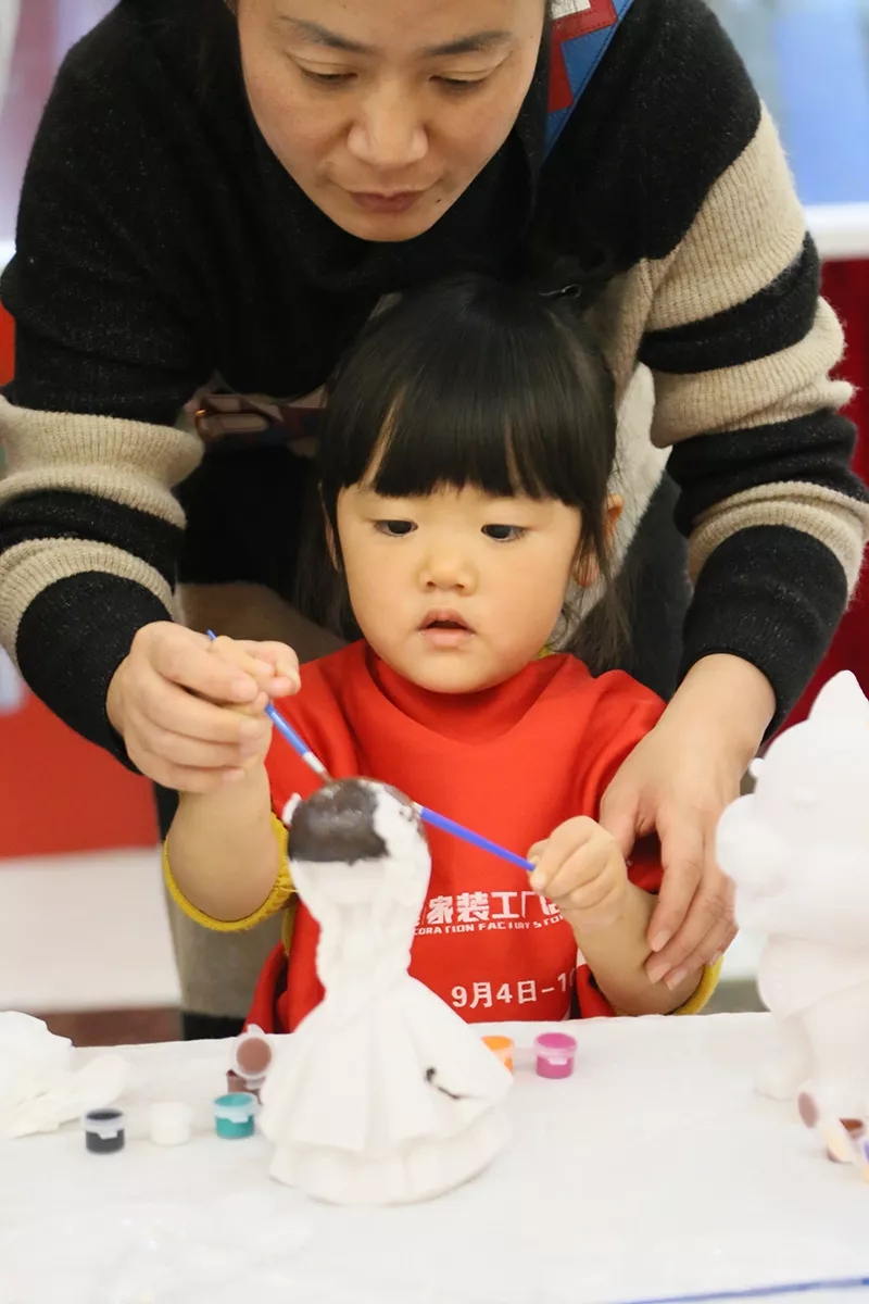 感恩回饋|金鑰匙家裝“親子石膏娃娃彩繪”圓滿結束